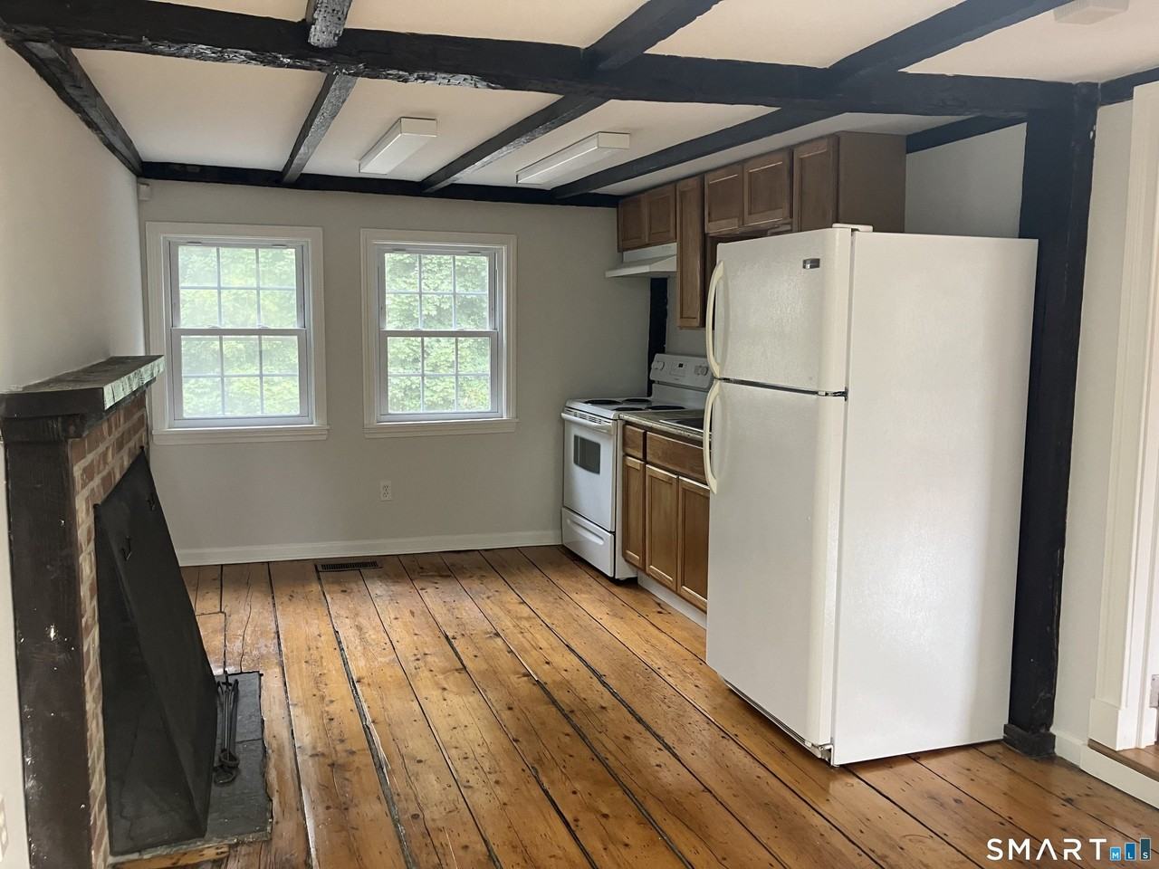 490 Danbury Rd #7 - Photo 6 of 15