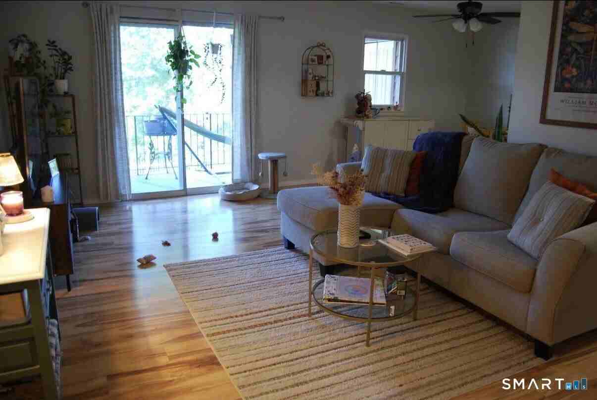 67 E Broadway #D - Photo 4 of 16