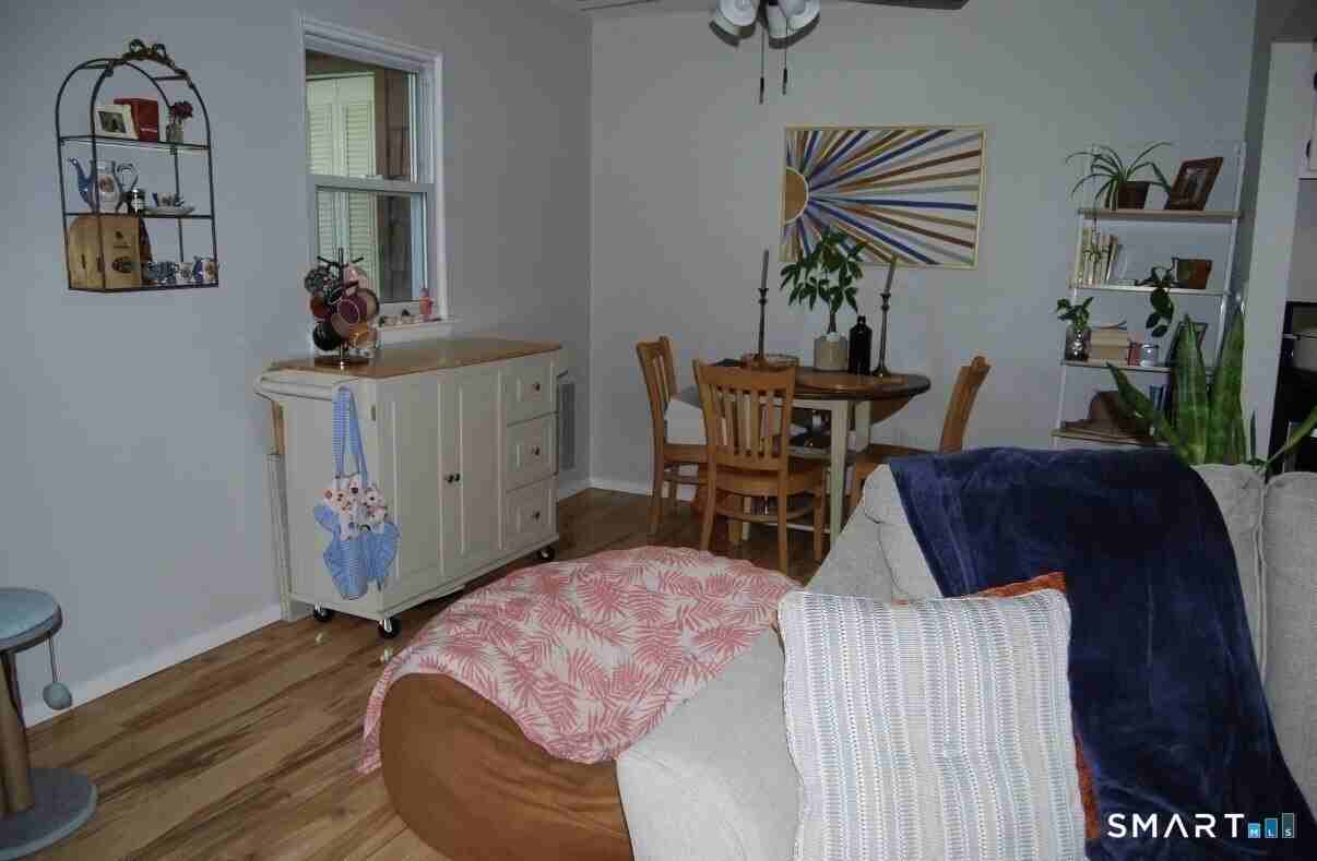 67 E Broadway #D - Photo 7 of 16