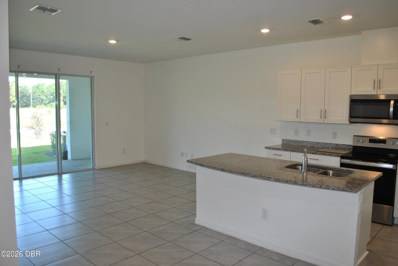151 Maya Way - Photo 7 of 48