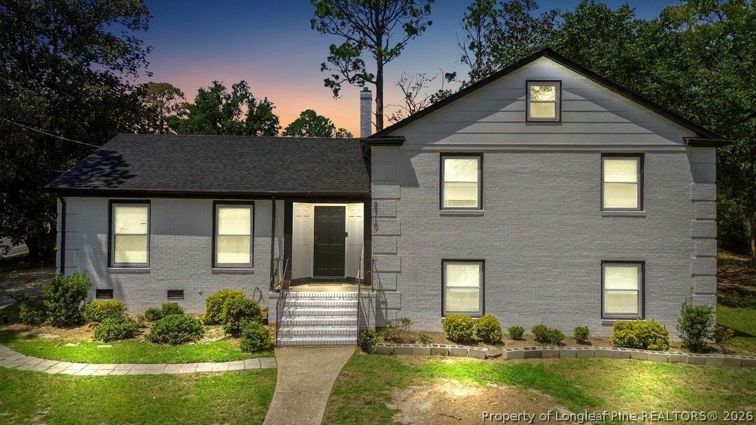 2710 Fordham Dr