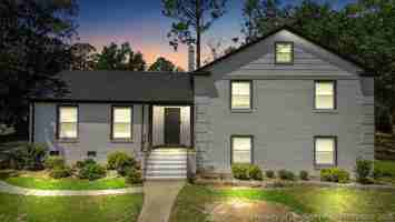 featured image of 2710 Fordham Dr