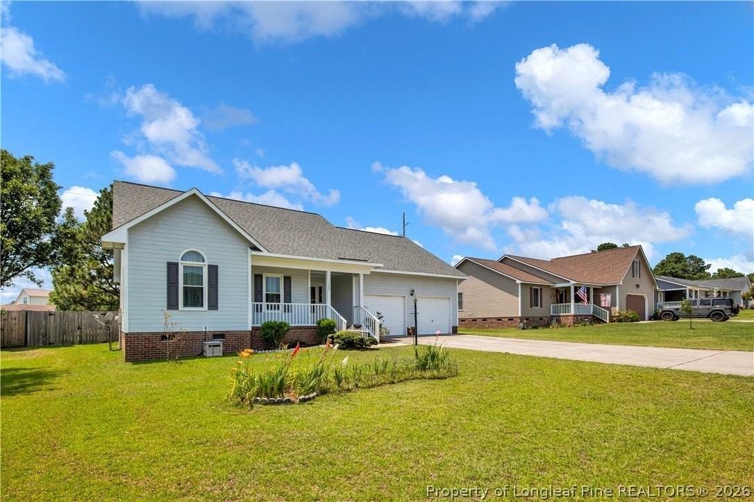 380 Eileen Dr - Photo 3 of 28