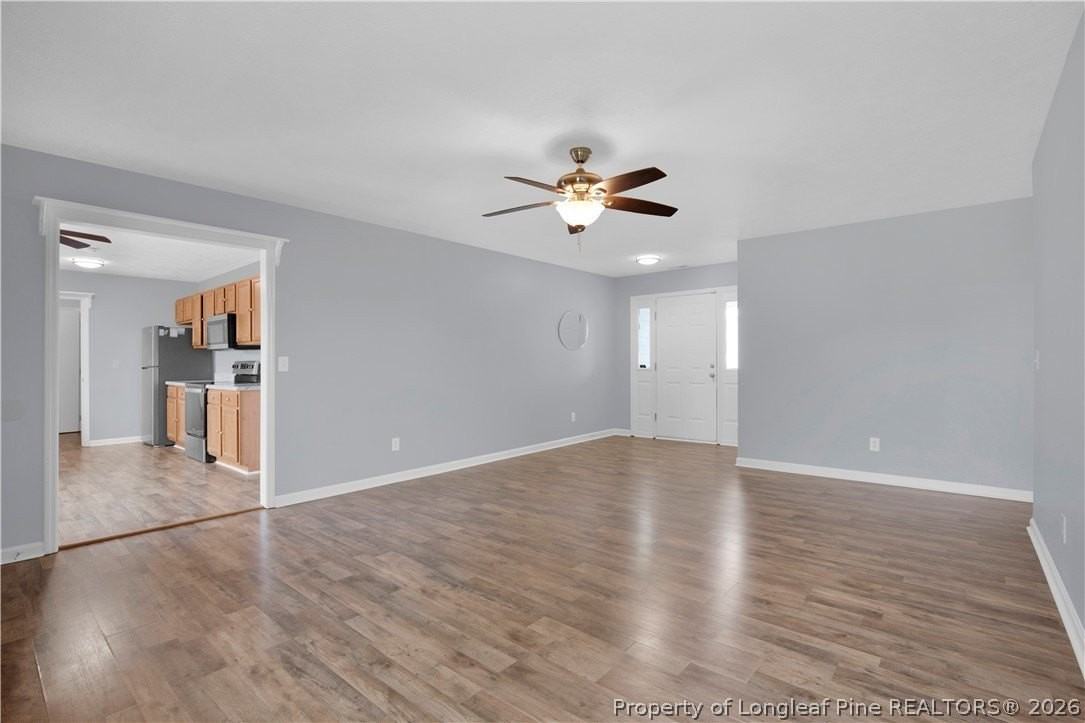 380 Eileen Dr - Photo 6 of 28