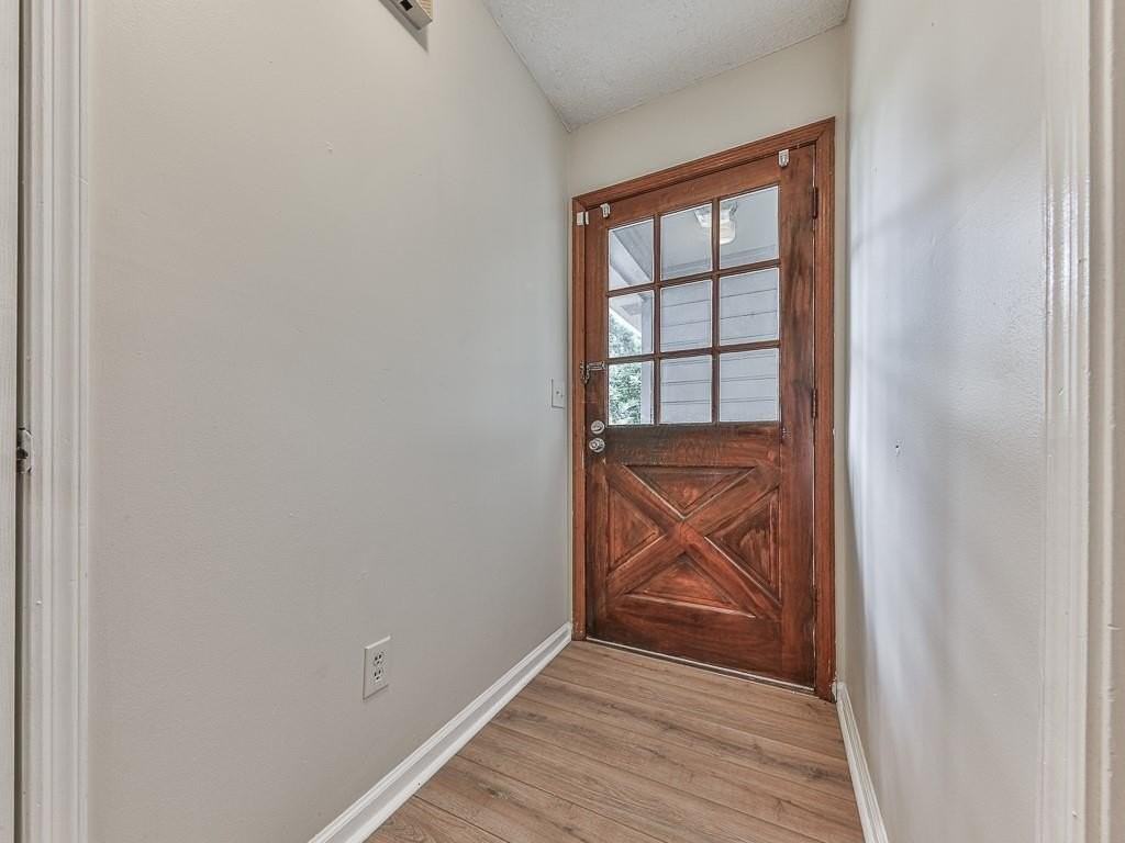 427 Way Bridge Ct Ne - Photo 3 of 26