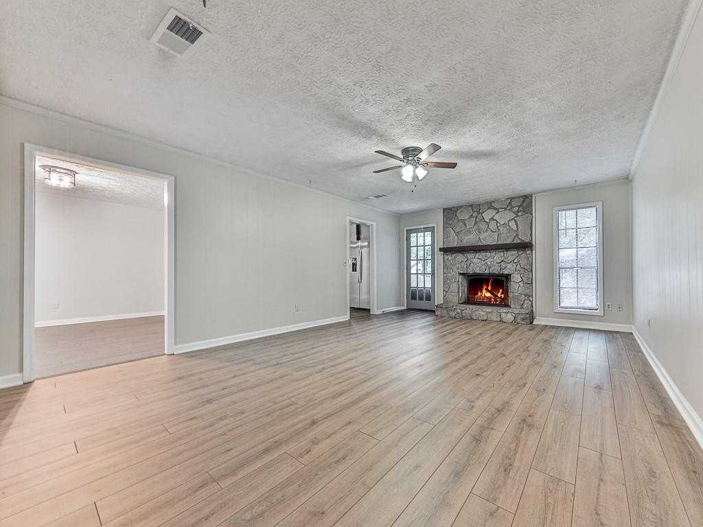 427 Way Bridge Ct Ne - Photo 4 of 26