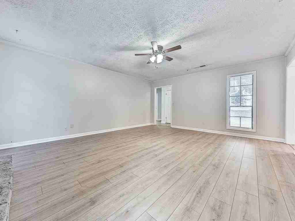 427 Way Bridge Ct Ne - Photo 6 of 26