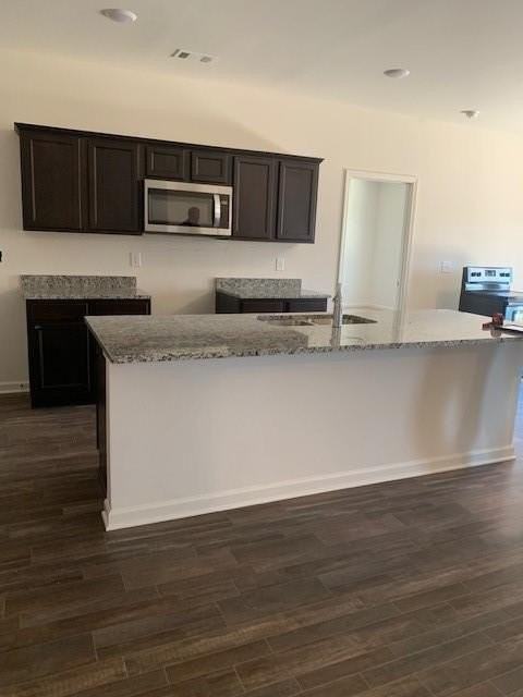 4815 Minnow Ln - Photo 3 of 10