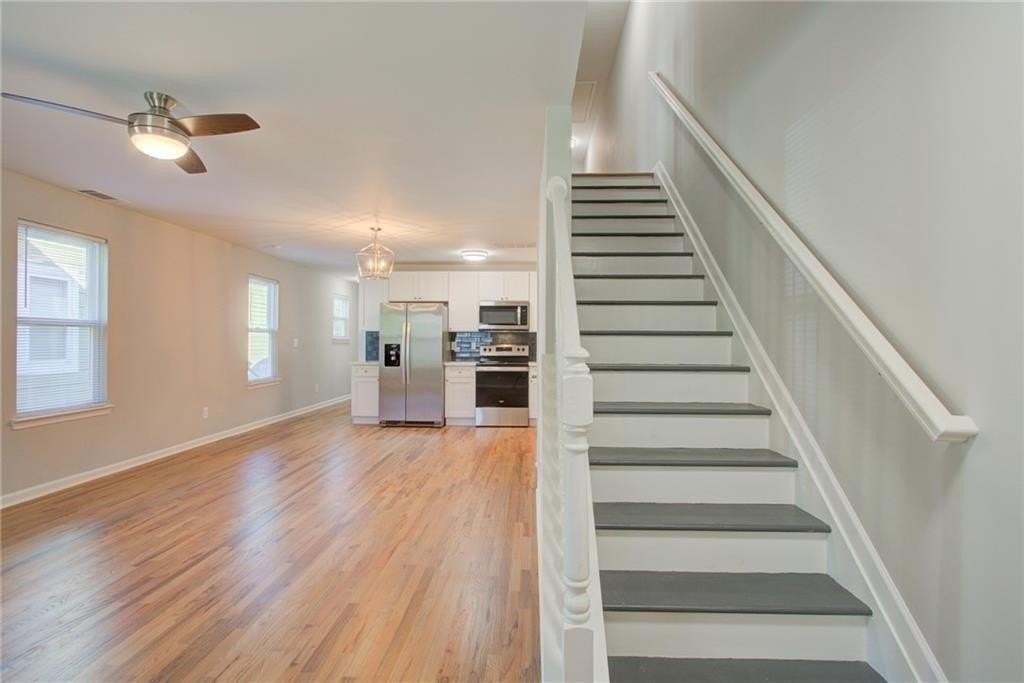 1173 Arlington Ave Sw - Photo 3 of 31