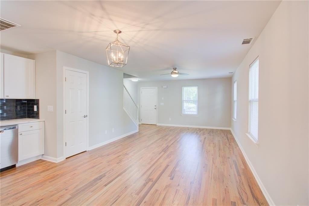 1173 Arlington Ave Sw - Photo 7 of 31