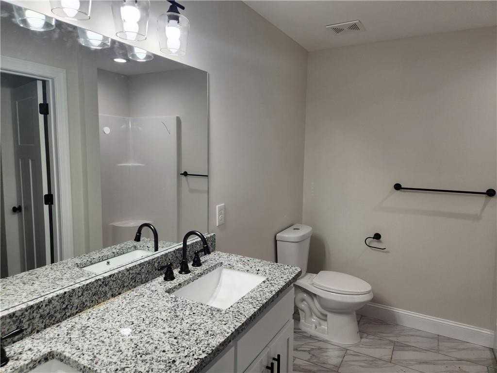 1310 Castleberry Bridge Rd - Photo 5 of 8