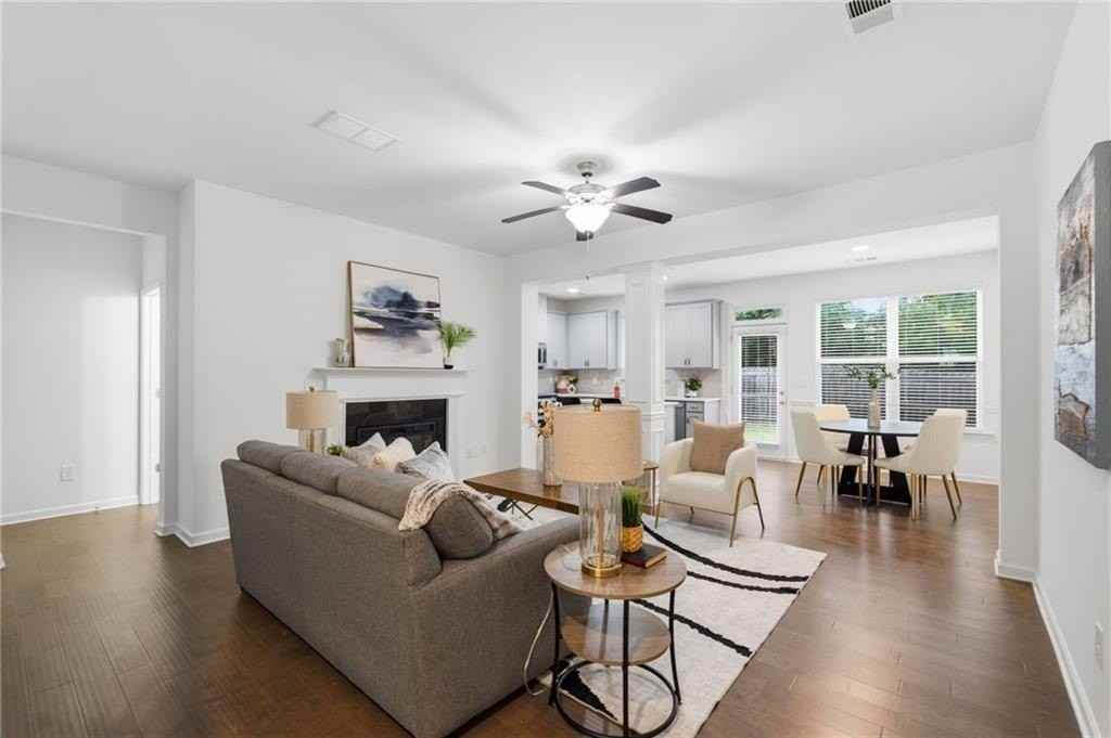 5312 Brooklands Dr - Photo 5 of 34