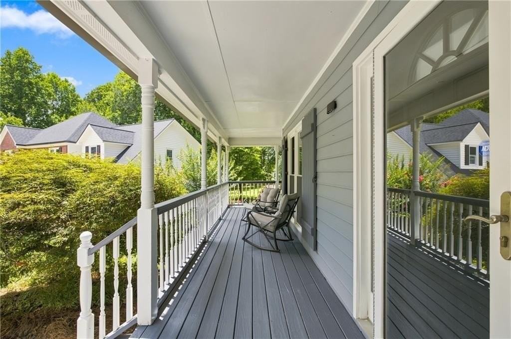 2069 Ursuline Way Nw - Photo 4 of 50