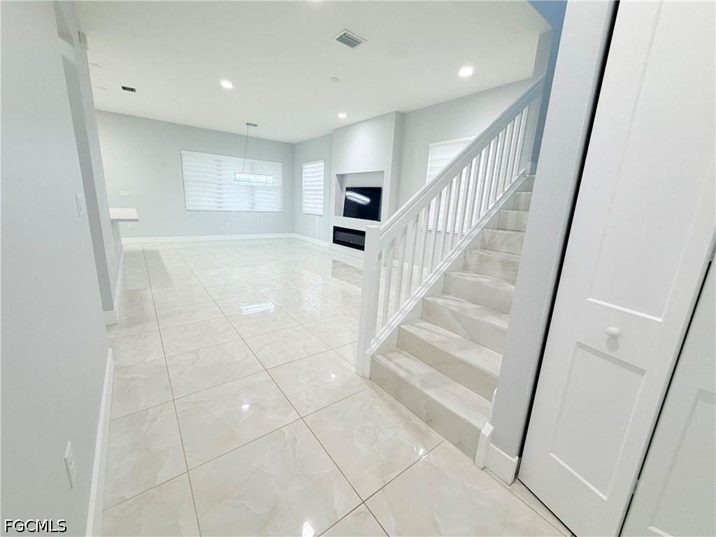 9045 Madrid Cir - Photo 7 of 21