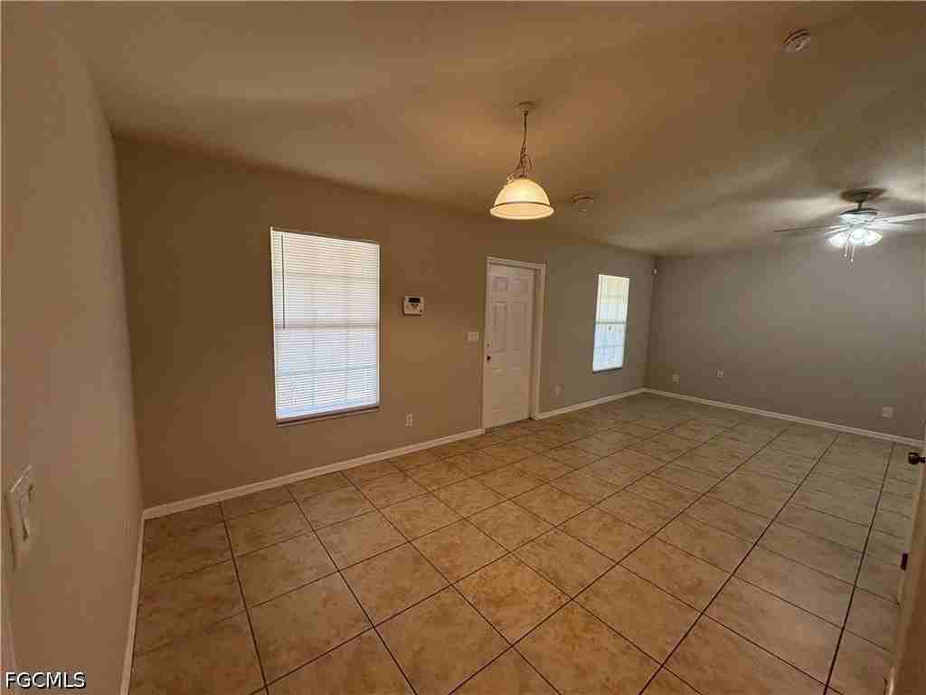 4316 New York Ave - Photo 4 of 16