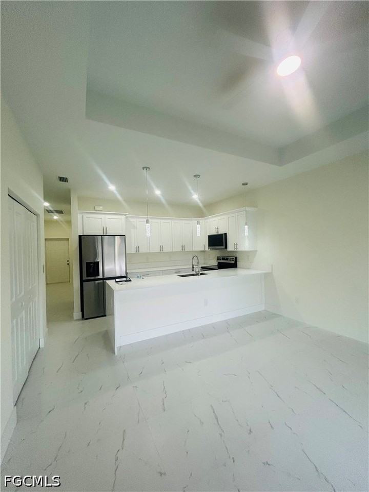 151 Meadow Rd - Photo 3 of 15
