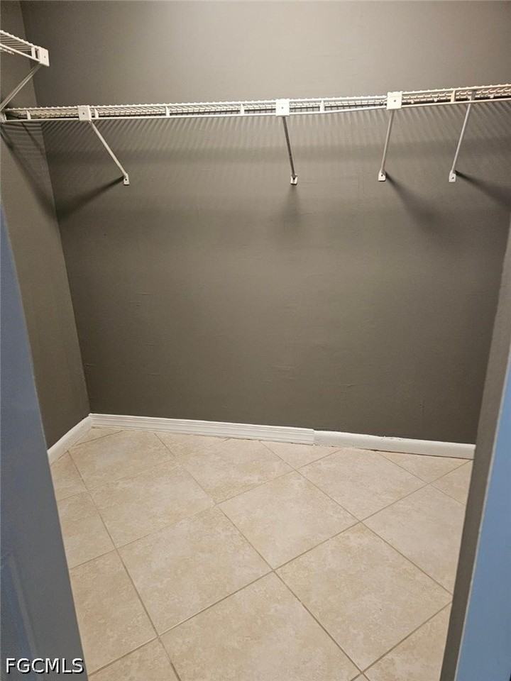 4126 Se 2nd Ave - Photo 7 of 11