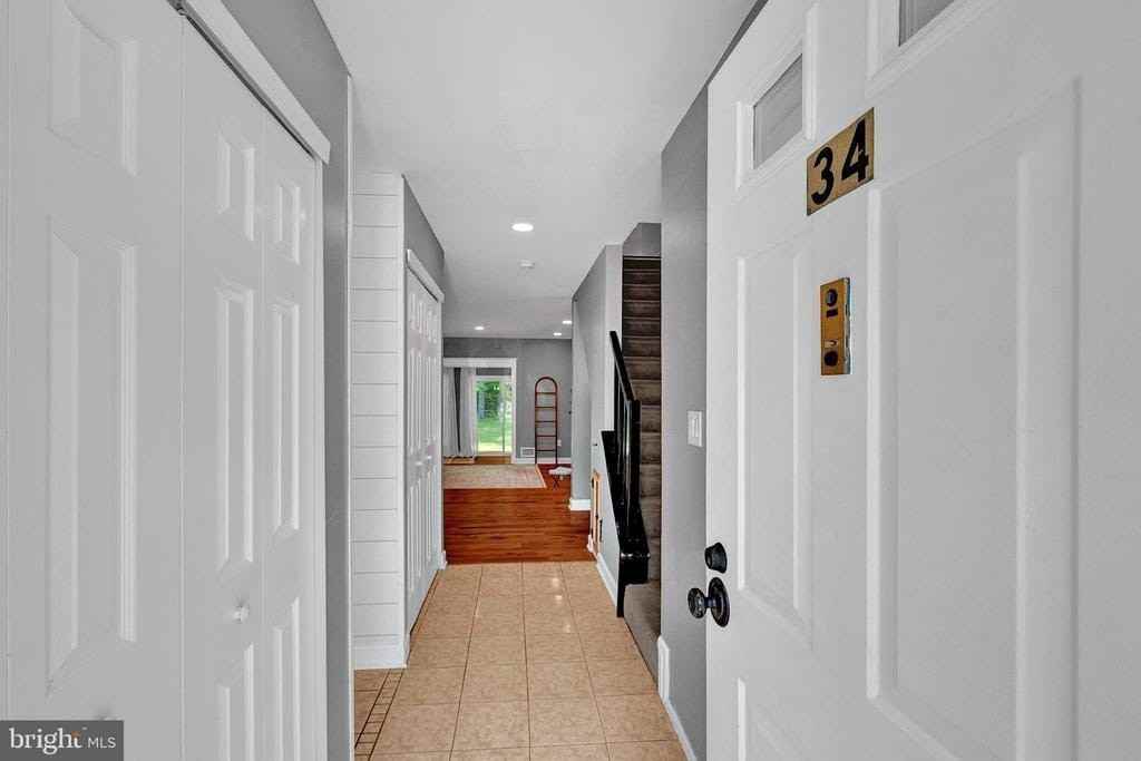 34 Viburnum Ct - Photo 3 of 28
