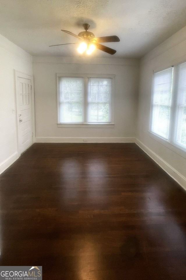 770 N Evelyn Pl Nw - Photo 5 of 11