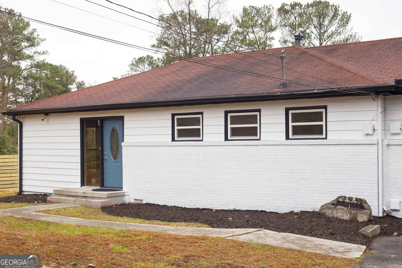 5022 Fairmont Rd Se - Photo 2 of 30