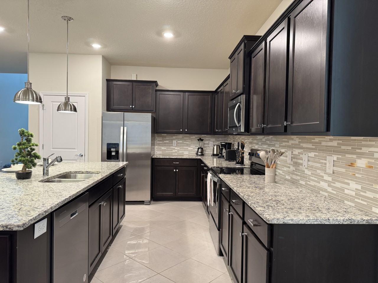 16263 Saint Kitts Cir #1 - Photo 5 of 24