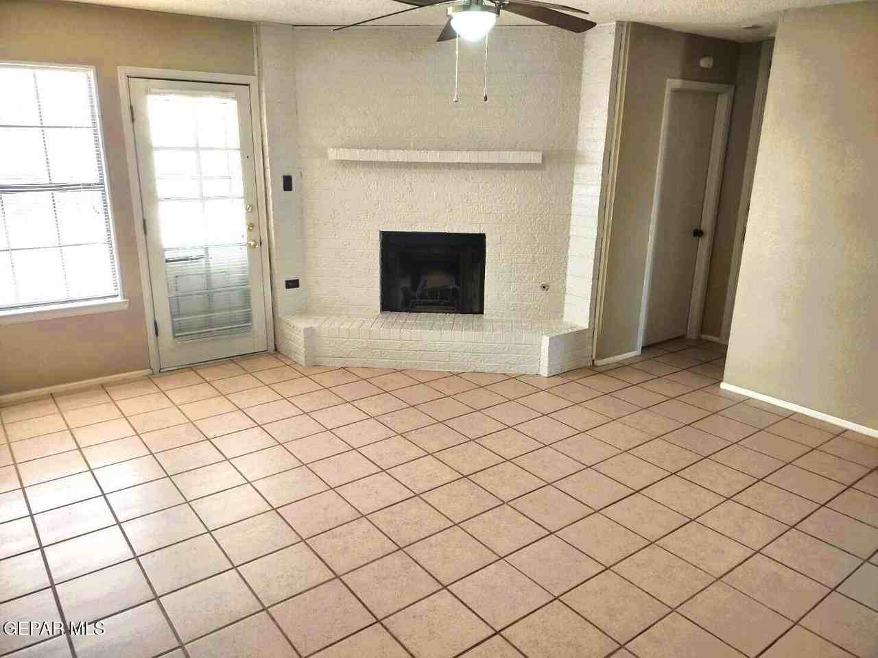 725 Arredondo Dr - Photo 4 of 24