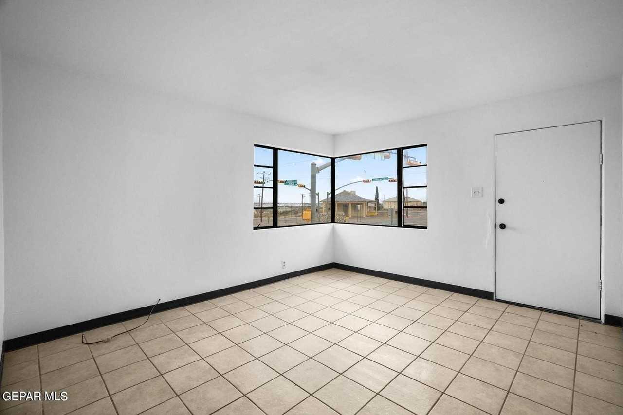 3535 Fred Wilson Ave #10 - Photo 7 of 19