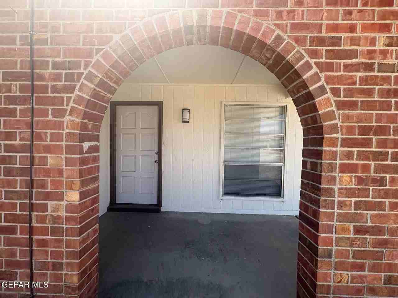 3417 Guthrie St - Photo 3 of 25