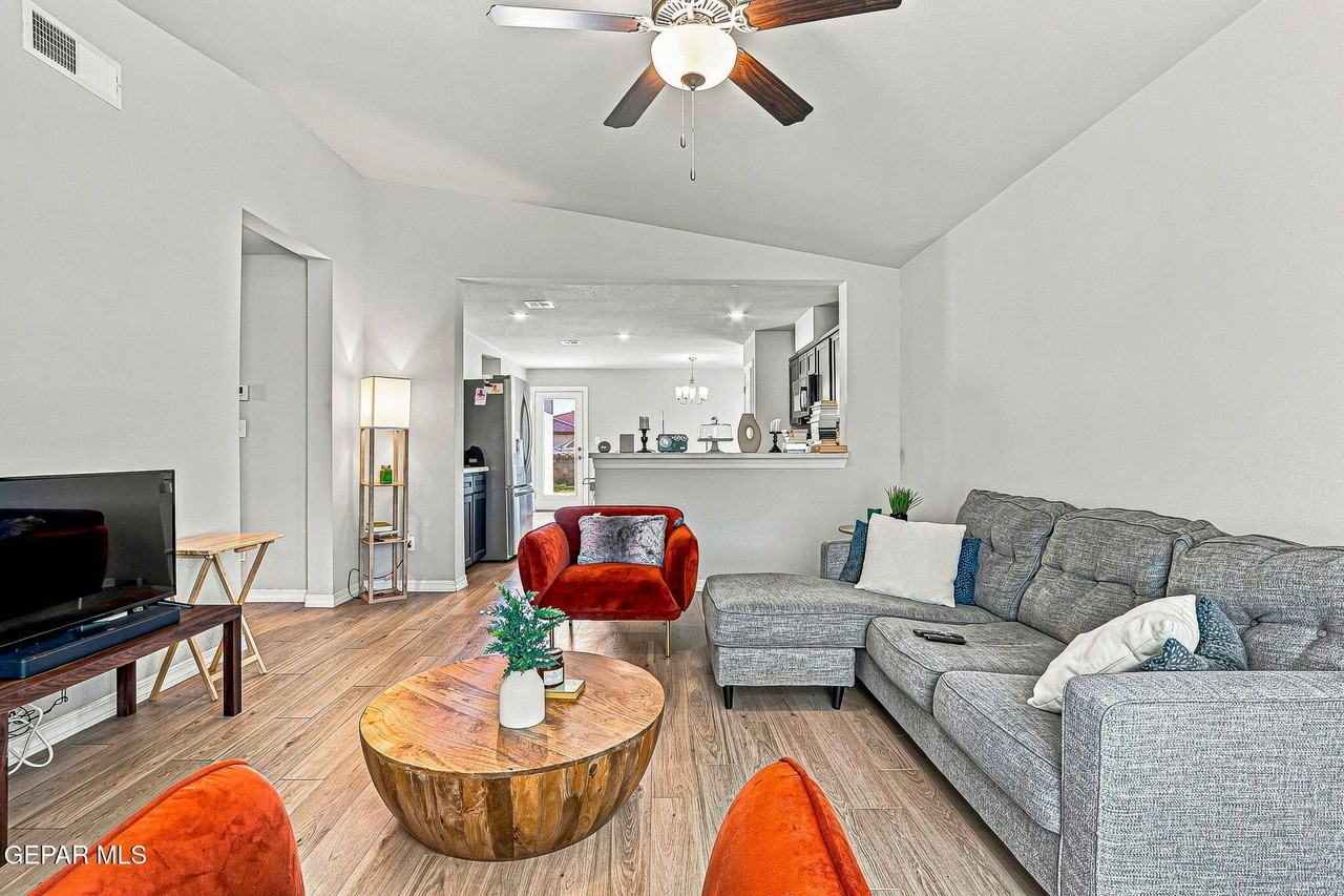 14552 Mescal Bean Ct - Photo 6 of 33