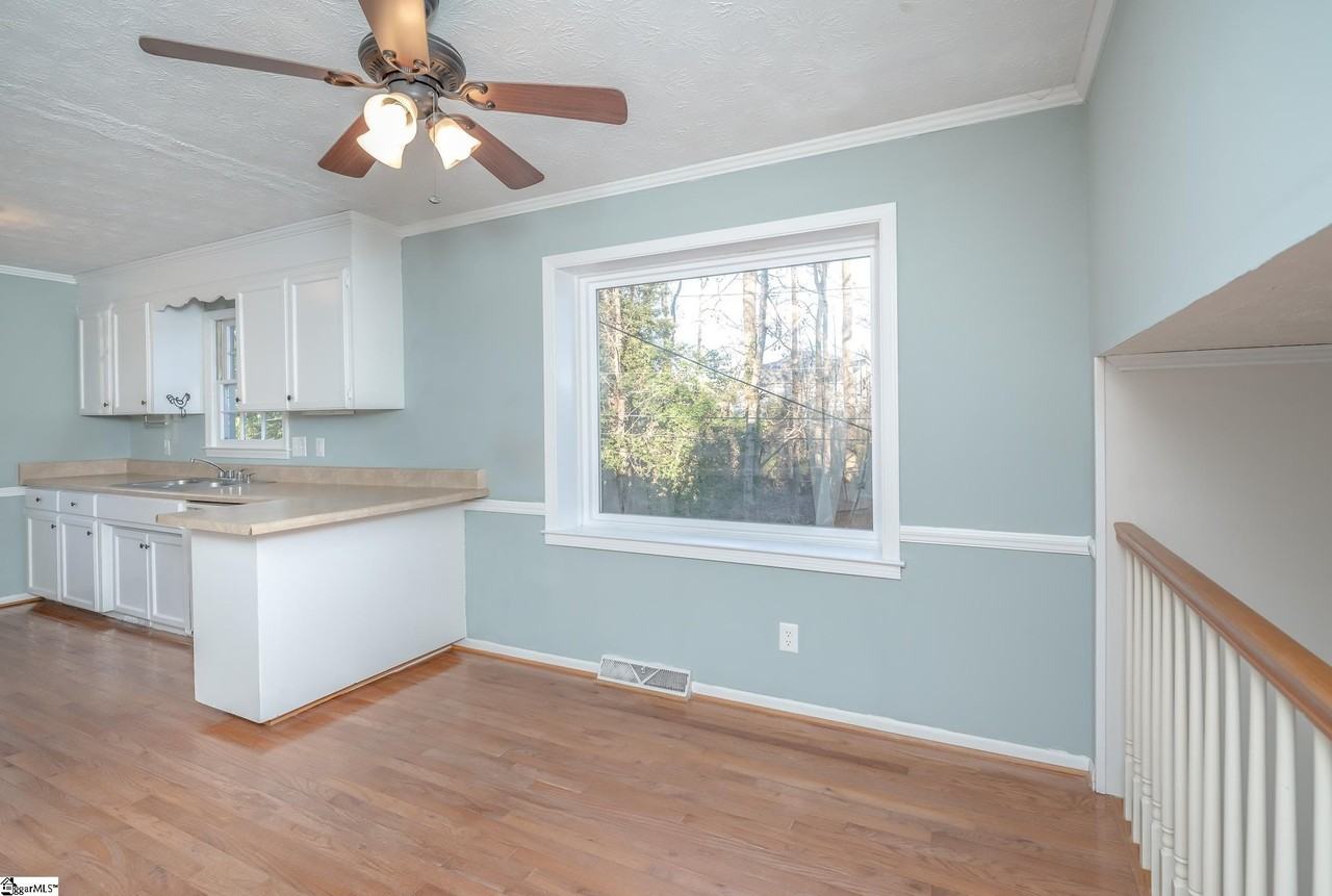 125 Newgate Dr - Photo 7 of 35