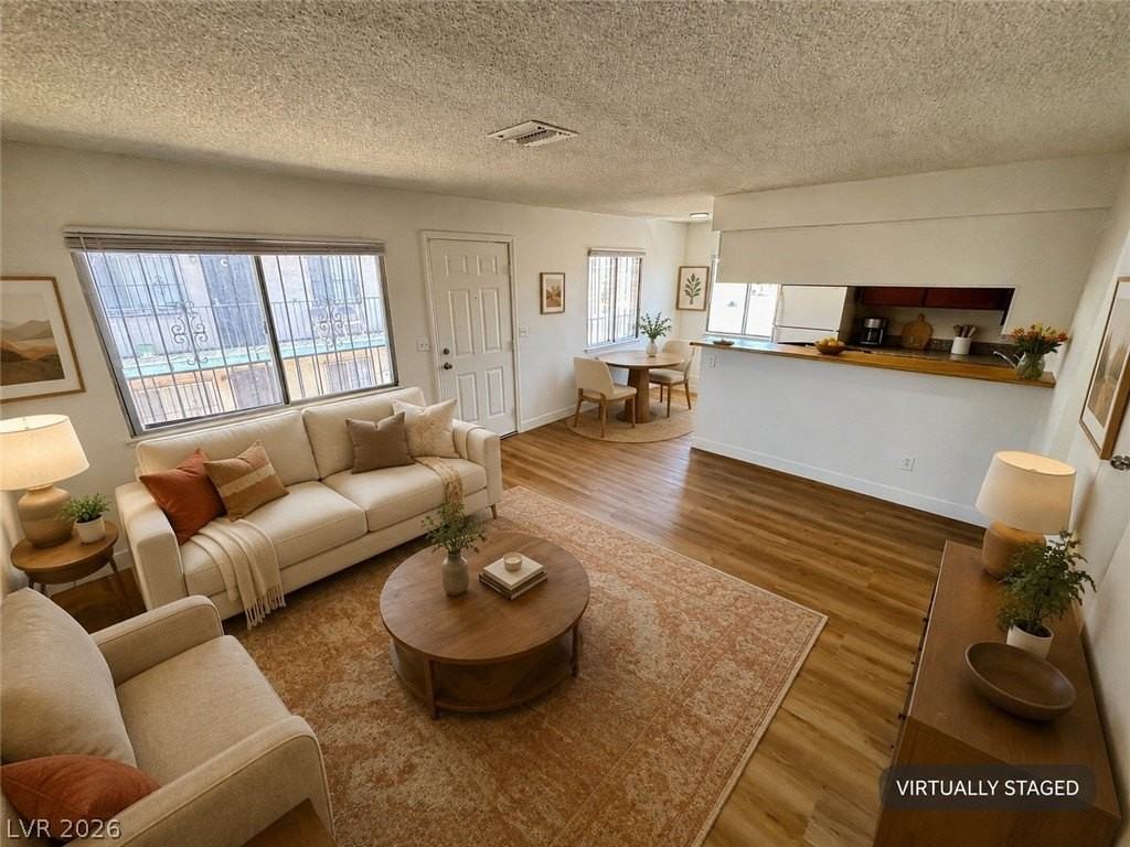 3431 E Cheyenne Ave #C - Photo 3 of 7