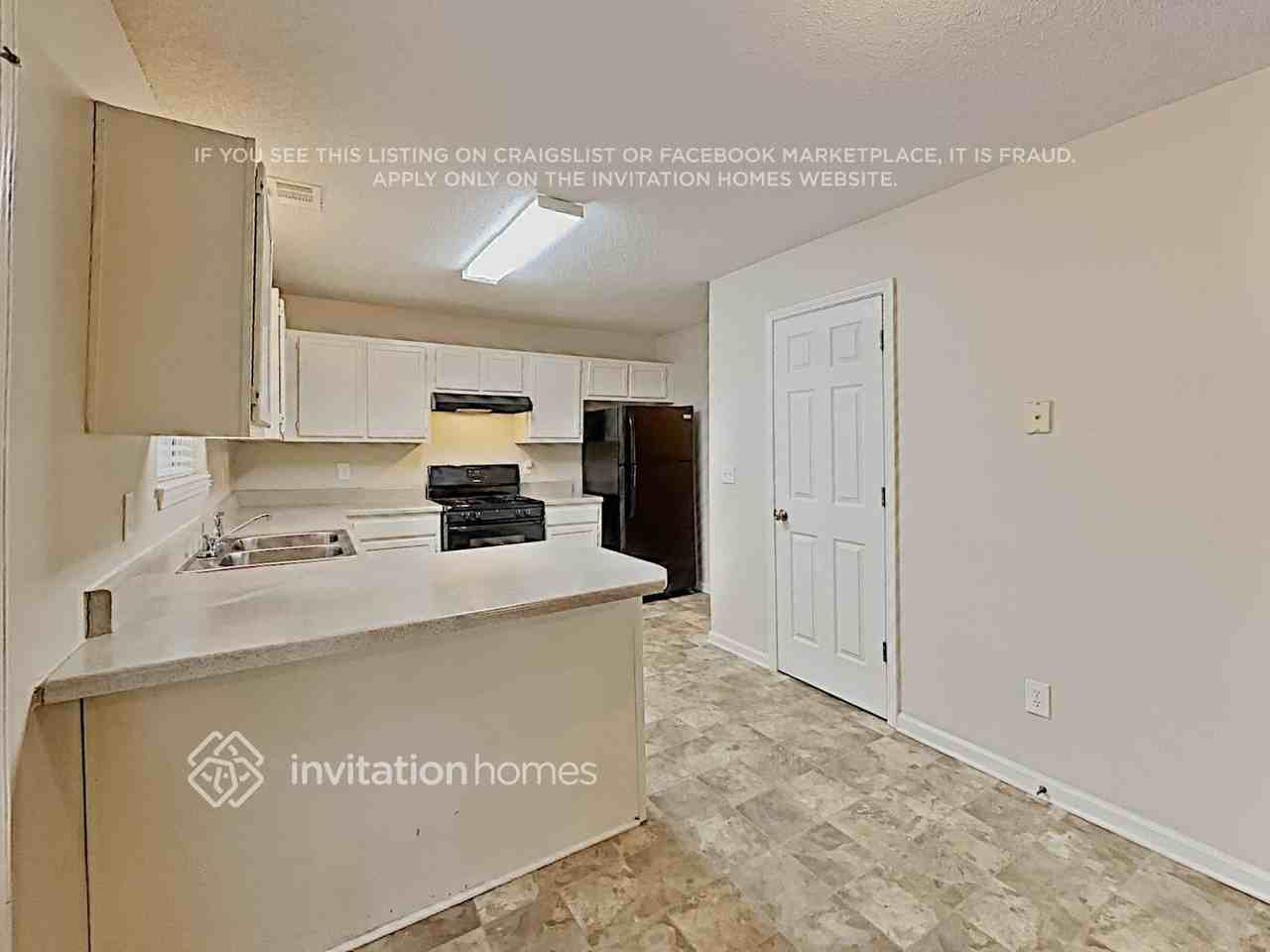 2323 Wavetree Ln Nw - Photo 6 of 19