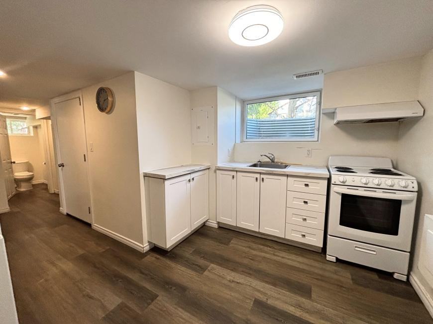 78 West 1st St - Photo 2 of 10