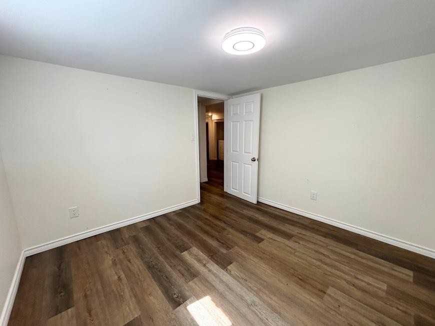 78 West 1st St - Photo 3 of 10