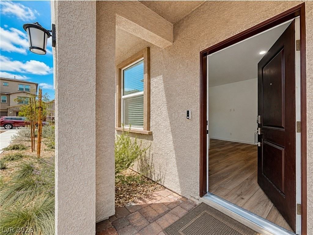 344 Vanda Ct - Photo 3 of 30
