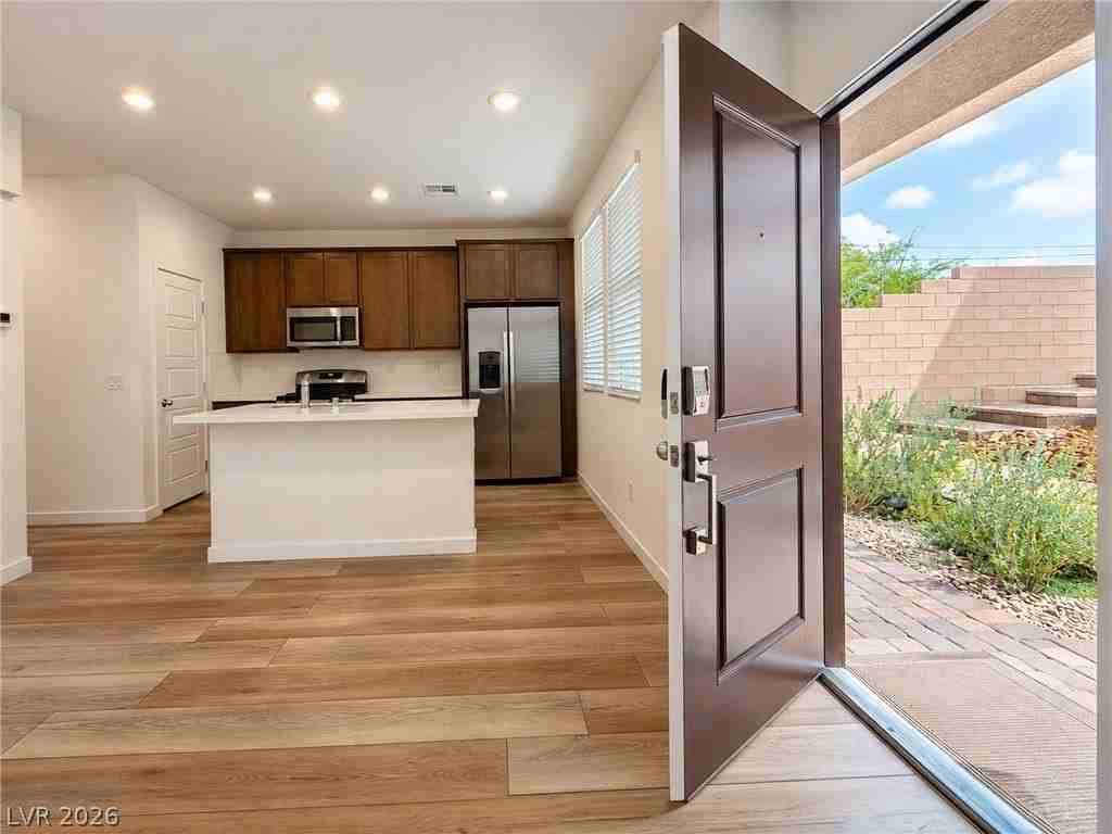 344 Vanda Ct - Photo 4 of 30