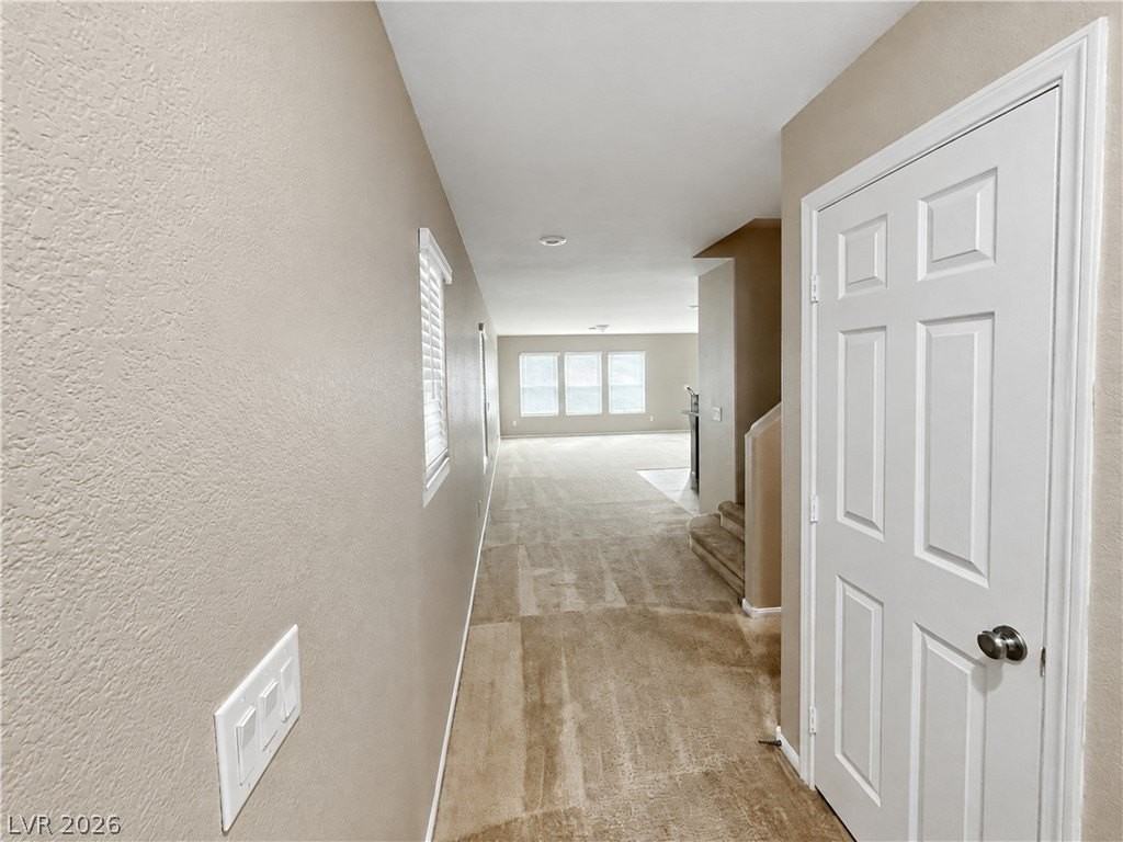 5640 Autumn Cliffs Way - Photo 3 of 34