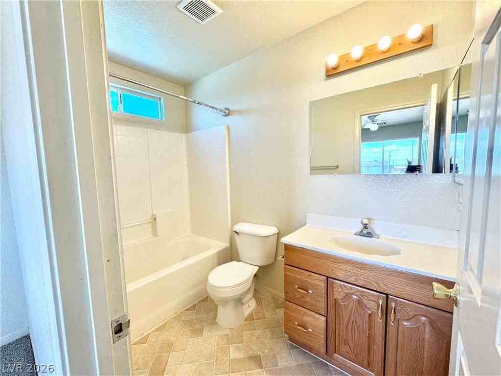 1040 S Marne Ct #C - Photo 6 of 10