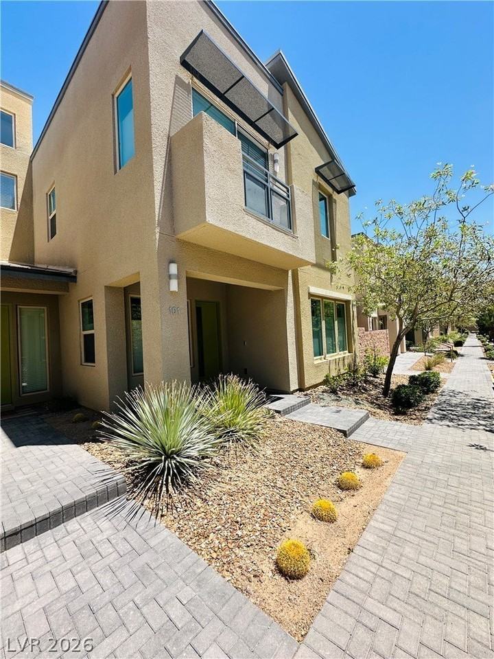 11297 Essence Point Ave #101 - Photo 2 of 32