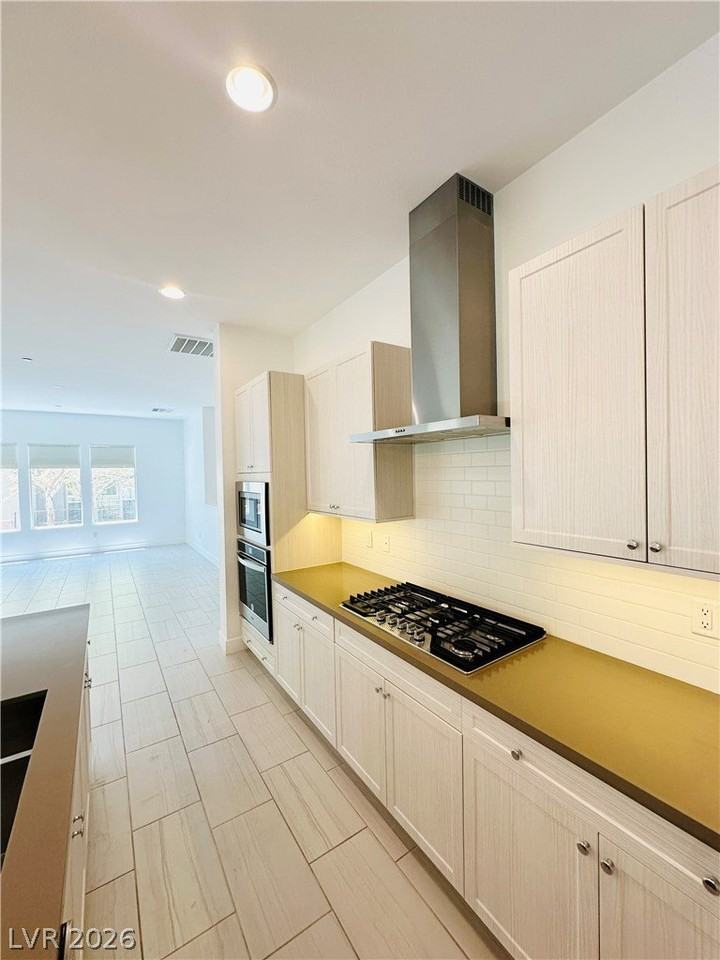 11297 Essence Point Ave #101 - Photo 7 of 32