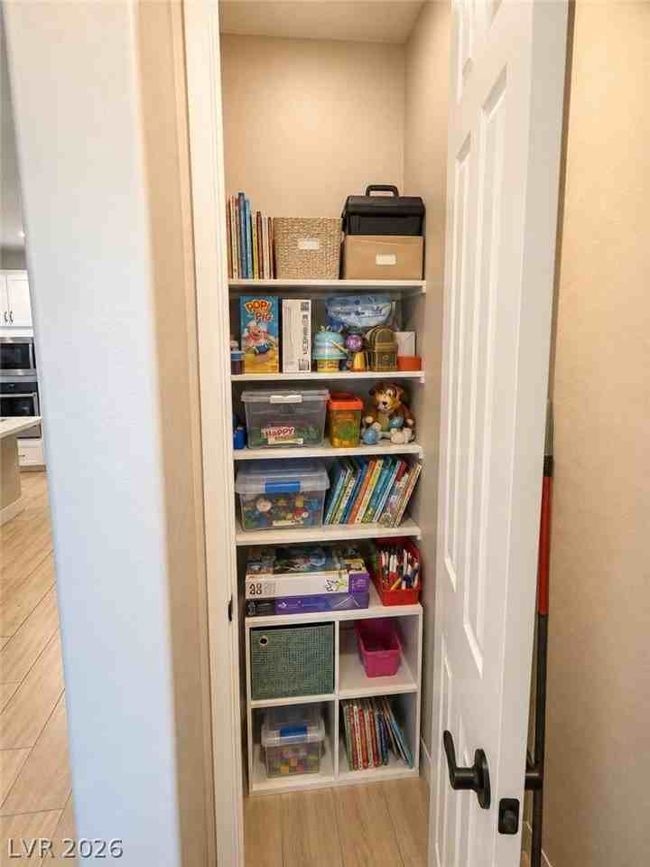 7148 Port Stephens St - Photo 3 of 16