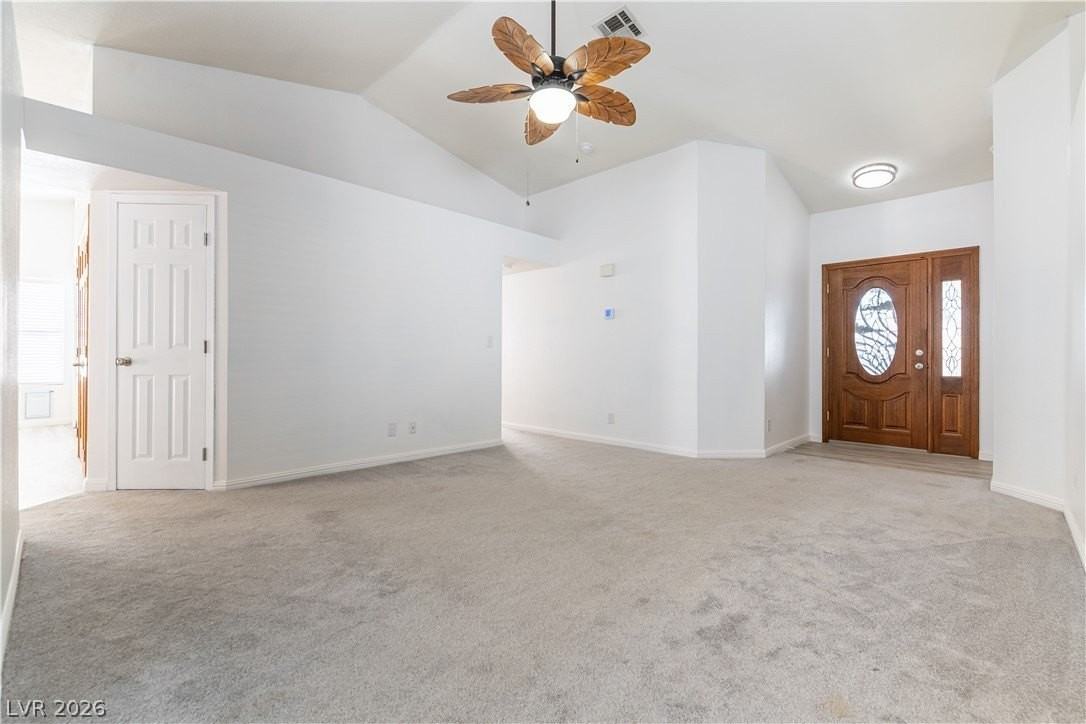 826 Anchor Dr - Photo 4 of 12