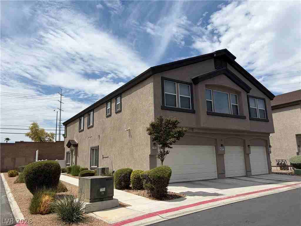 4647 Dealers Choice Way #103 - Photo 3 of 49