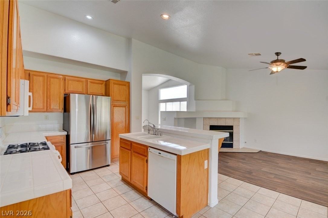 1735 Night Shadow Ave - Photo 6 of 16
