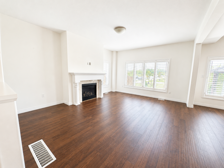122 Greenwich Ave - Photo 2 of 10