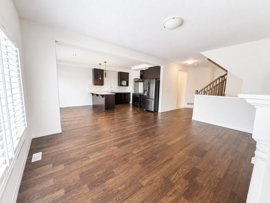 122 Greenwich Ave - Photo 3 of 10