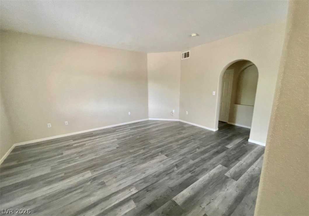 424 Pine Haven St #102 - Photo 3 of 8