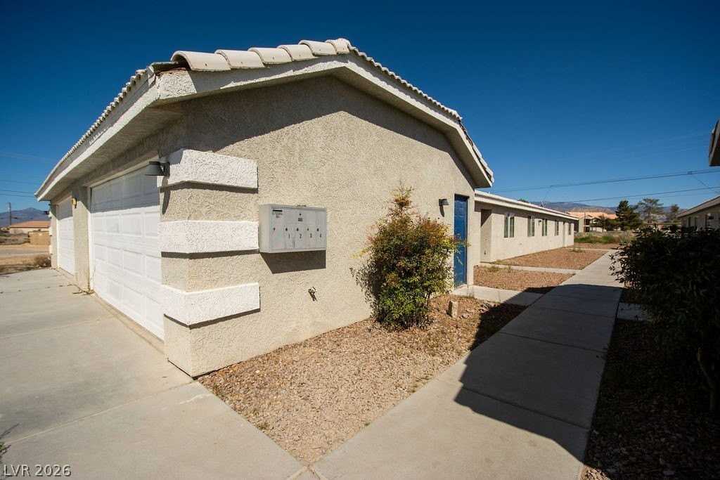 2021 S Dandelion St #4 - Photo 2 of 16