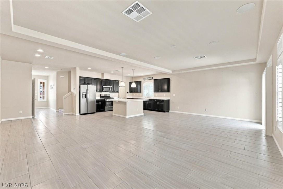 5238 Lake Sonoma Ave - Photo 5 of 20