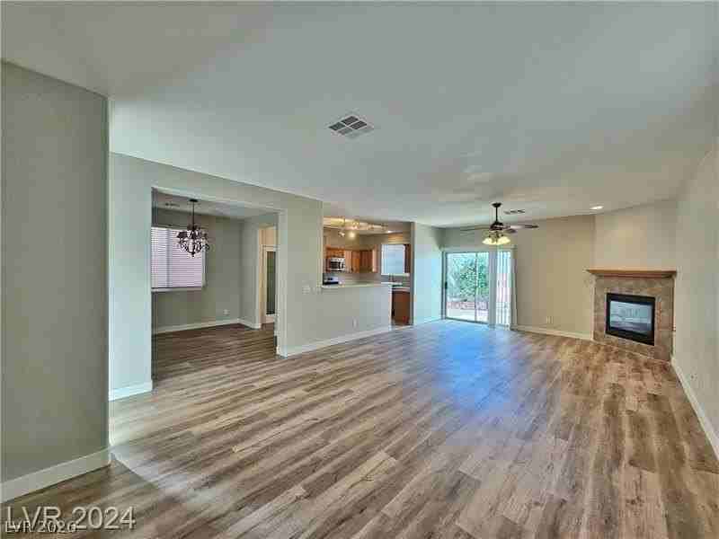 8961 Veneroso St - Photo 2 of 23